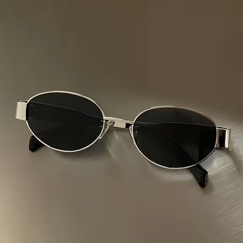 Retro Oval Cat Eye Glasses – Golden Metal Frame Unisex Eyewear
